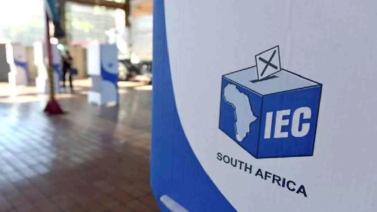 IEC Outreach Internships Available